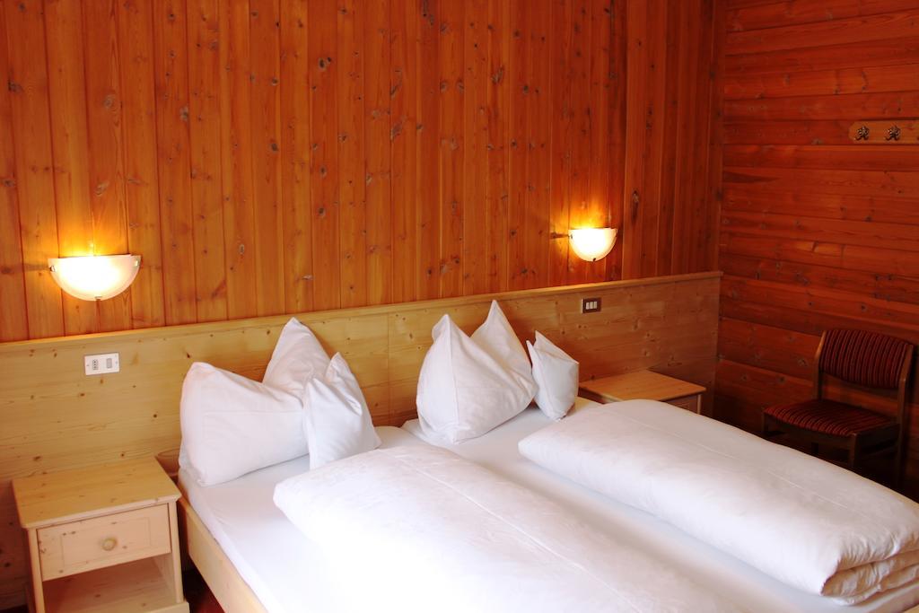 Albergo Alisander Corvara In Badia Værelse billede
