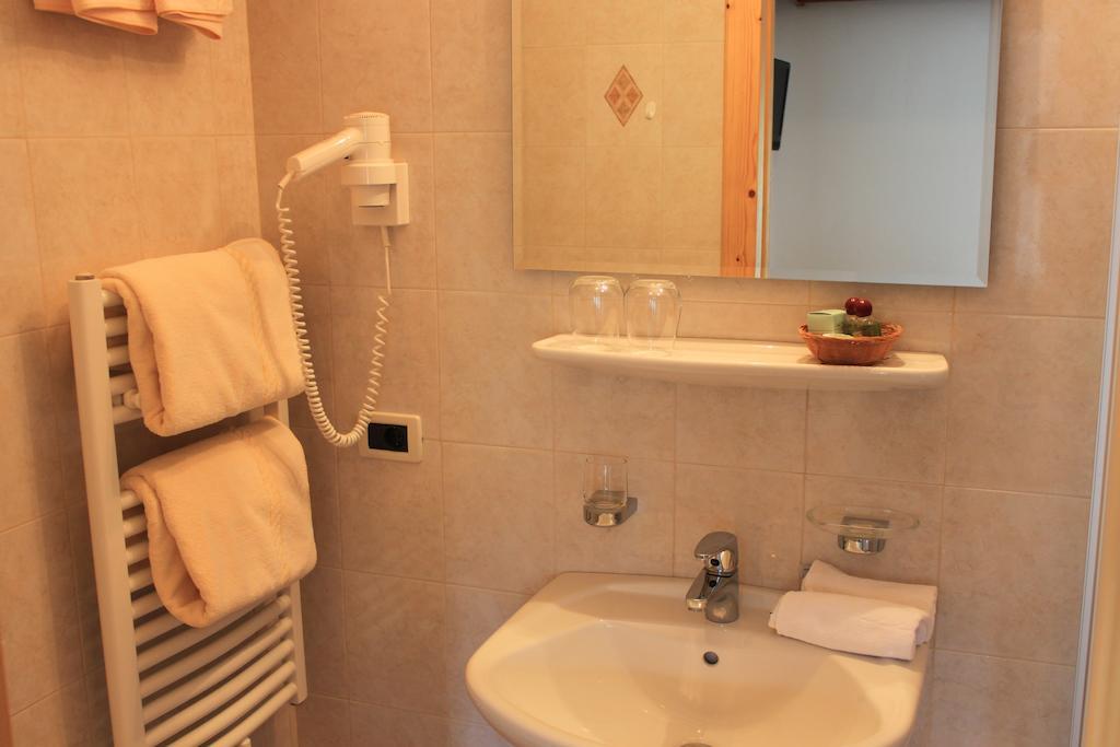 Albergo Alisander Corvara In Badia Værelse billede